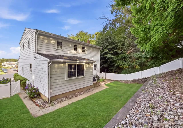 29th image of 518 Orchard Pl, South Amboy, NJ 08879 | MLS# 2611252R