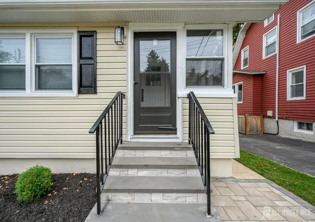 Photo 2 of Single family home for sale at 58 Yantecaw Ave, Bloomfield, NJ 07003 | MLS# 2702523R | Listing updated on 2026-08-11