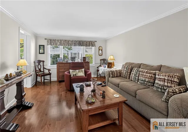 4th image of 74 Amherst Ln #E, Monroe Township, NJ 08831 | MLS# 2770153M