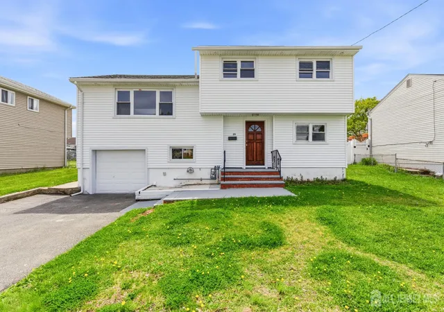 Homes for sale in Carteret, NJ | 29 Swarthmore Dr, Carteret, NJ 07008 | MLS# 2614621R