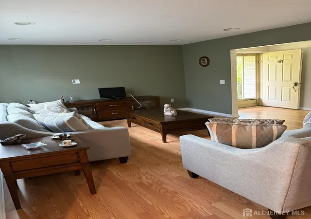 3rd image of 54 Ethan Allen Dr #A, Monroe Township, NJ 08831 | MLS# 2701138R
