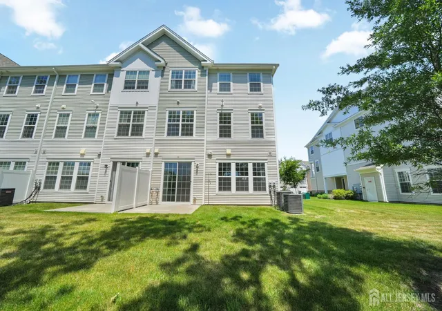 Homes for sale in Dunellen, NJ | 228 Park Ln, Dunellen, NJ 08812 | MLS# 2617720R