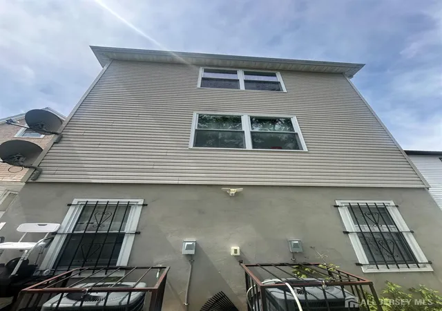 Homes for sale in Newark, NJ | 360 Sanford Ave, Newark, NJ 07106 | MLS# 2615227R