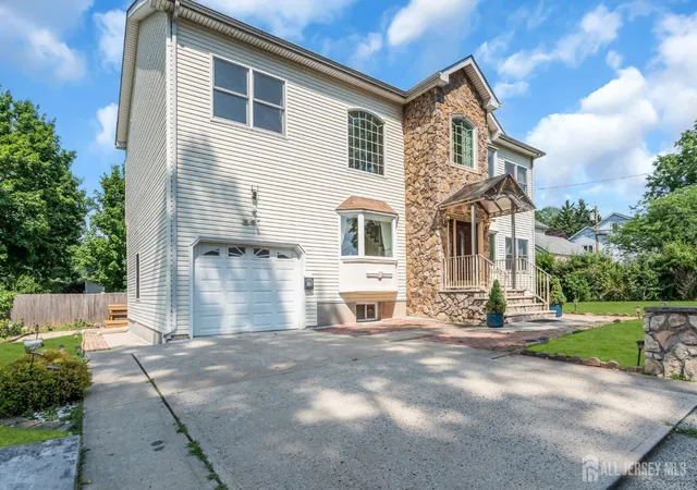 4th image of 15 Rolfe Ave, Highland Park, NJ 08904 | MLS# 2618485R