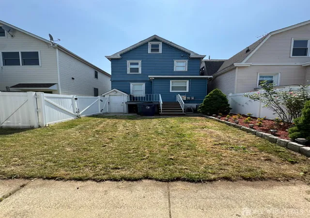 Homes for sale in Perth Amboy, NJ | 619 Lee St, Perth Amboy, NJ 08861 | MLS# 2700643R
