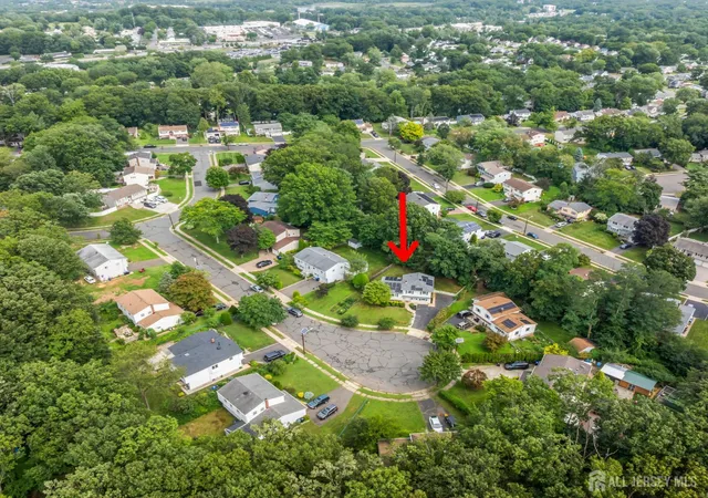 21st image of 8 Alpine Ct, East Brunswick, NJ 08816 | MLS# 2702750R