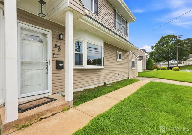 1st image of 62 Pinetree Dr, Parlin, NJ 08859 | MLS# 2702908R