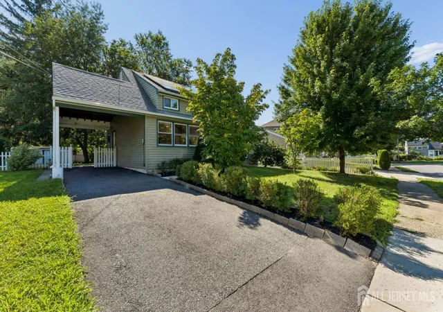 40th image of 5 Bradford Rd, East Brunswick, NJ 08816 | MLS# 2618096R