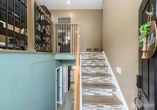 3rd image of 72 Lawrence Dr, Hackettstown, NJ 07840 | MLS# 2702904R