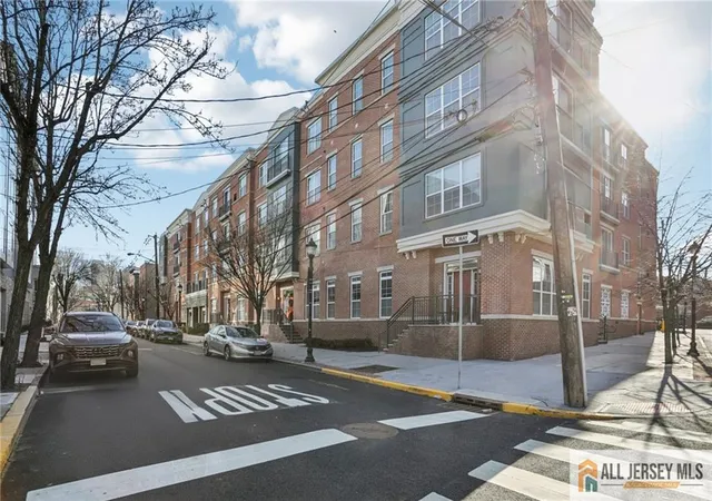2nd image of 443 2Nd St #309, Jersey City, NJ 07302 | MLS# 2661111M
