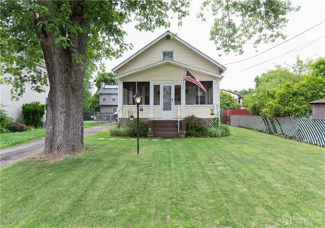 Single Family Residence at 41 Sherman Ave, Piscataway, NJ 08854 | MLS# 1927005 | | Sold on 2019-10-07
