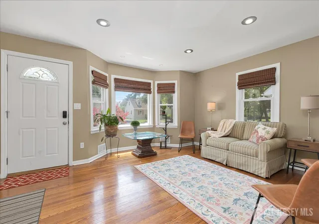 3rd image of 520 Huntington Ave, Plainfield, NJ 07060 | MLS# 2701372R