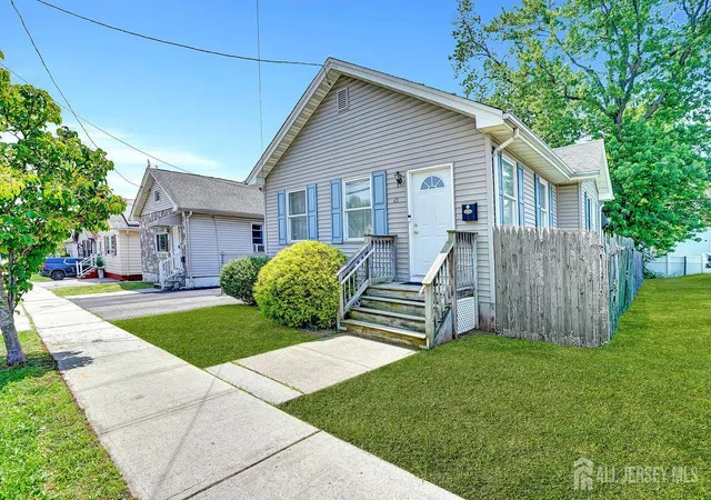 Photo 2 of Single family home for sale at 85 Avenel St, Avenel, NJ 07001 | MLS# 2515916R | Listing updated on 2025-10-28