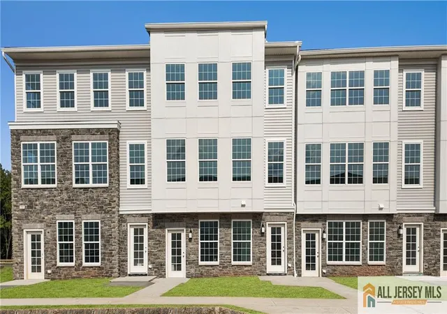 29th image of 172 Leona Stewart Ln, Pennington, NJ 08534 | MLS# 2770296M