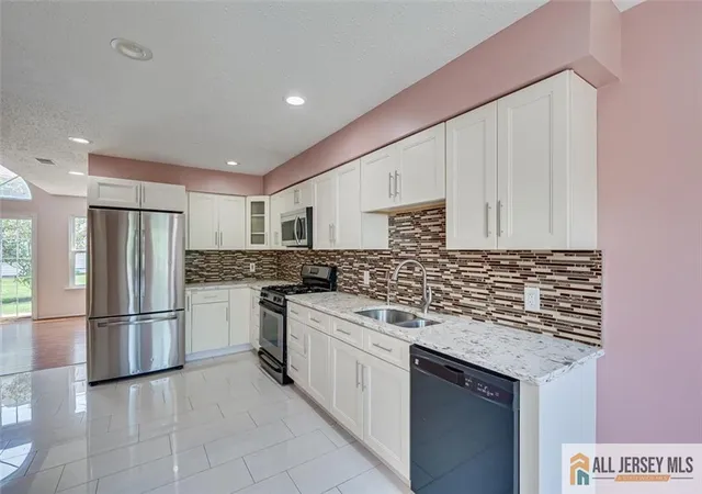 5th image of 235 Nebula Rd #235, Piscataway, NJ 08854 | MLS# 2770079M