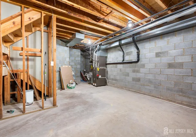 24th image of 61 Lawrence St, New Brunswick, NJ 08901 | MLS# 2703009R