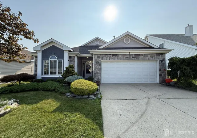 Homes for sale in Monroe, NJ | 21 Westminster Dr, Monroe, NJ 08831 | MLS# 2617801R