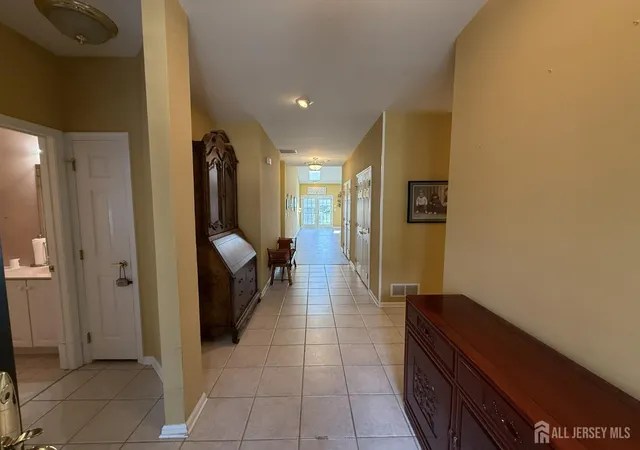 2nd image of 21 Westminster Dr, Monroe Township, NJ 08831 | MLS# 2617801R