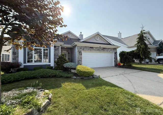 Homes for sale in Monroe, NJ | 21 Westminster Dr, Monroe, NJ 08831 | MLS# 2617801R