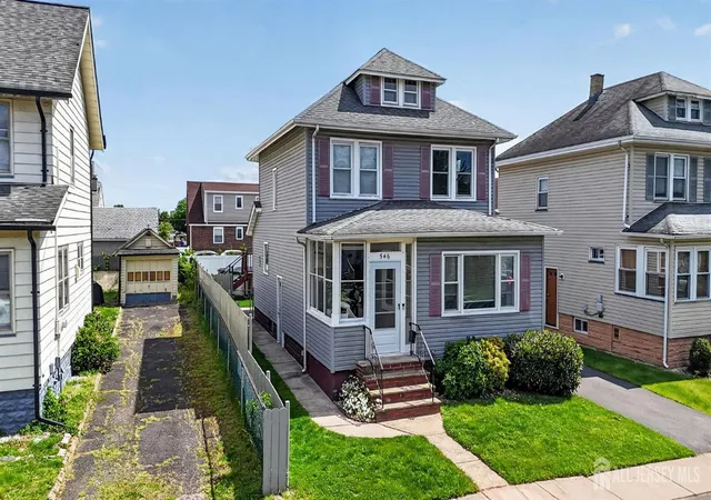 Homes for sale in Rahway, NJ | 546 Teneyke Pl, Rahway, NJ 07065 | MLS# 2616226R