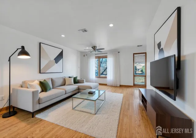 3rd image of 108 Paul Robeson Blvd, New Brunswick, NJ 08901 | MLS# 2702383R