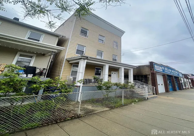 Homes for sale in Perth Amboy, NJ | 385 Washington St, Perth Amboy, NJ 08861 | MLS# 2614926R
