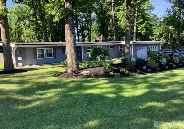 Homes for sale in New Brunswick, NJ | 12 Taylor Dr, New Brunswick, NJ 08901 | MLS# 2614869R