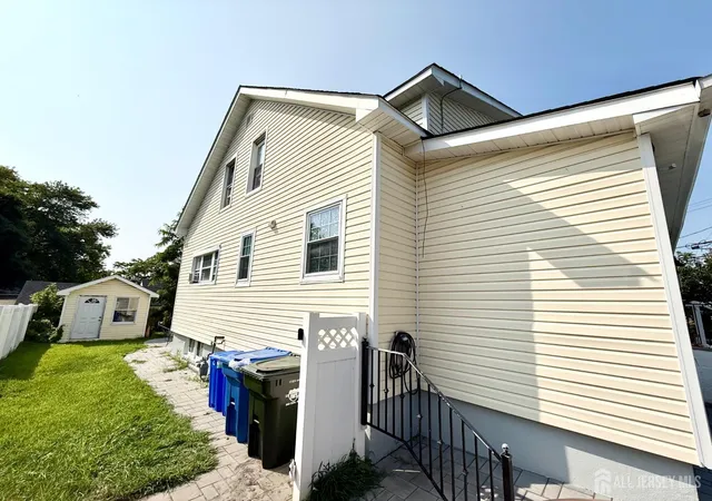 5th image of 73 Laurence Pkwy, South Amboy, NJ 08879 | MLS# 2615993R