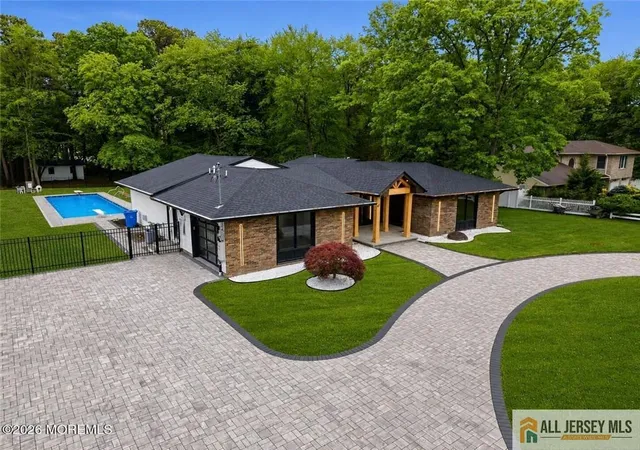 Photo 3 of Single family home for sale at 41 Pine St, Old Bridge, NJ 08857 | MLS# 2662087M | Listing updated on 2026-09-10