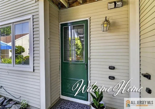 Photo 1 of Condo for sale at 40 Rutland Ln #40B, Monroe Township, NJ 08831 | MLS# 2662085M | Listing updated on 2026-08-27