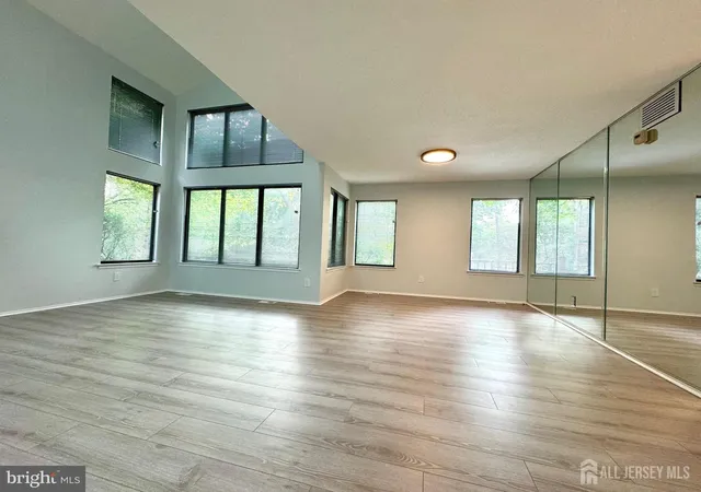 4th image of 104 Sayre Dr, Princeton, NJ 08540 | MLS# 2617258R