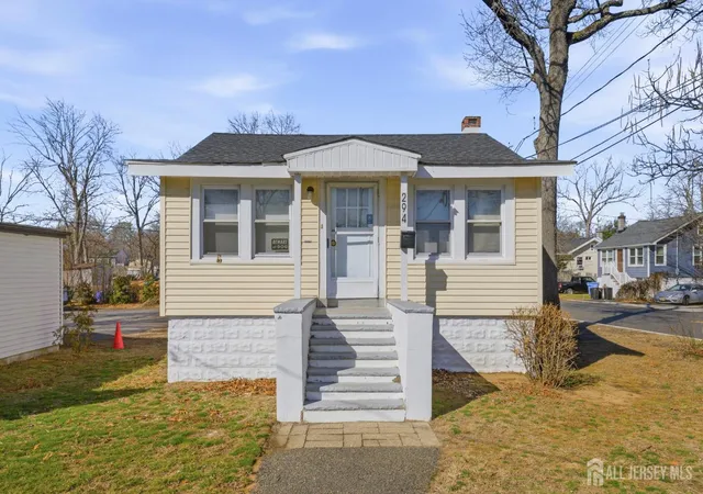 3rd image of 294 Devoe Ave, Spotswood, NJ 08884 | MLS# 2611884R