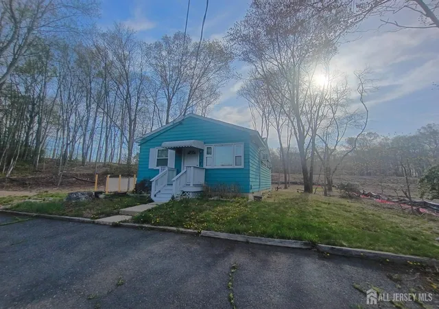 6th image of 90 Springhill Rd, Matawan, NJ 07747 | MLS# 2613999R