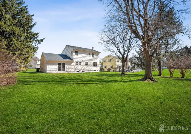 31st image of 16 Hershey Rd, East Brunswick, NJ 08816 | MLS# 2700011R