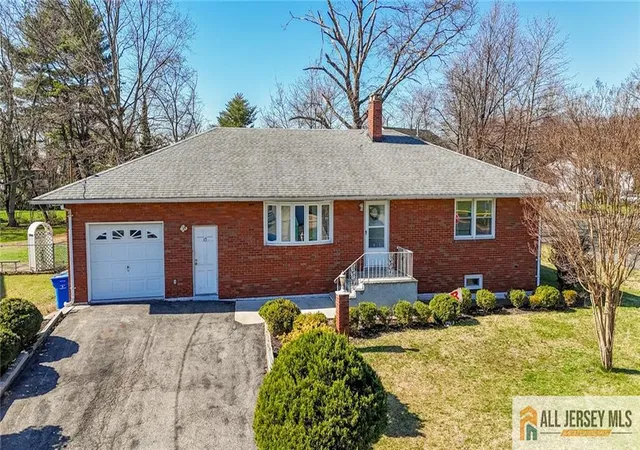 Photo 2 of Single family home for sale at 10 Jackson Ave, South Plainfield, NJ 07080 | MLS# 2661457M | Listing updated on 2026-04-09