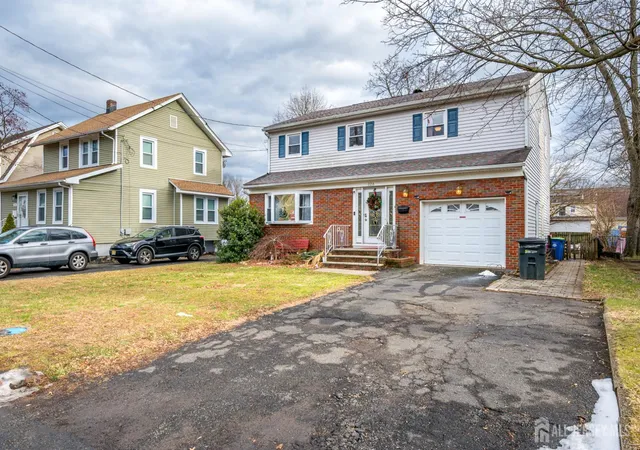Homes for sale in North Plainfield, NJ | 228 Oneida Pl, North Plainfield, NJ 07060 | MLS# 2609119R