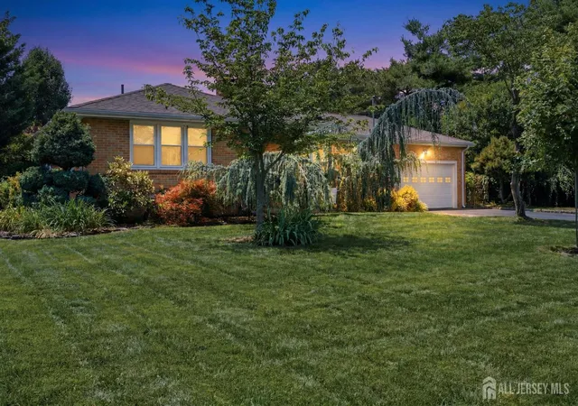 Homes for sale in North Brunswick, NJ | 1520 Evelyn Ave, North Brunswick, NJ 08902 | MLS# 2618388R