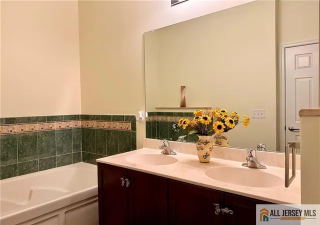 Photo 4 of Townhouse for sale at 5201 Schindler Dr, Monmouth Junction, NJ 08852 | MLS# 2661018M | Listing updated on 2026-04-05