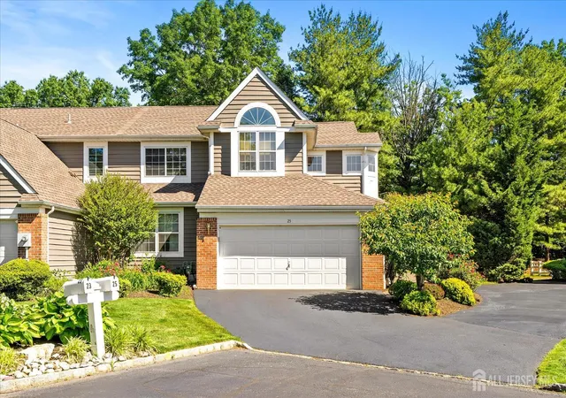 Homes for sale in Monroe, NJ | 25 Cypress Point Ln, Monroe, NJ 08831 | MLS# 2616352R