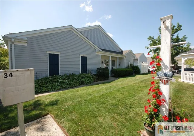 4th image of 654 Bluebird Dr #654, Monroe, NJ 08831 | MLS# 2770377M