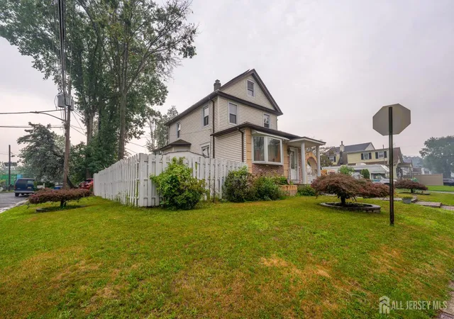 Photo 2 of Single family home for sale at 102 Runyon Ave, Middlesex, NJ 08846 | MLS# 2701595R | Listing updated on 2026-09-08