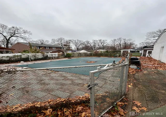 Photo 3 of Single family home for sale at 1529 W 7th Street, Piscataway, NJ 08854 | MLS# 2613463R | Listing updated on 2026-06-23