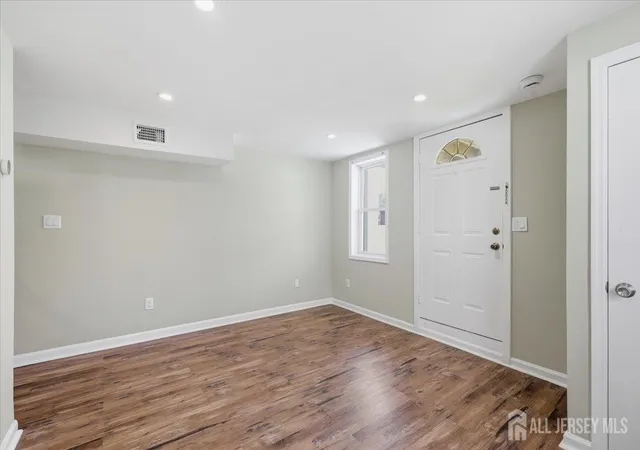 Photo 3 of Single family home for sale at 211 S 8th Avenue, Manville, NJ 08835 | MLS# 2702664R | Listing updated on 2026-09-25