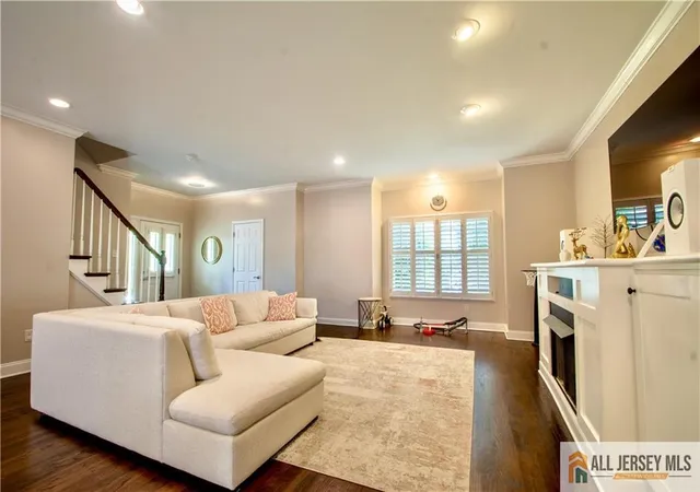 Photo 1 of Townhouse for sale at 199 Amboy Ave #199D, Metuchen, NJ 08840 | MLS# 2662263M | Listing updated on 2026-09-05