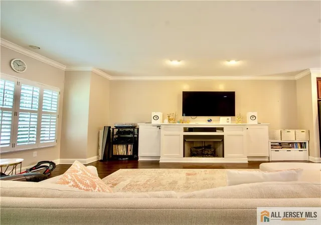 Photo 4 of Townhouse for sale at 199 Amboy Ave #199D, Metuchen, NJ 08840 | MLS# 2662263M | Listing updated on 2026-09-05