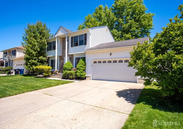 Homes for sale in North Brunswick, NJ | 46 Lynn Ct, North Brunswick, NJ 08902 | MLS# 2615666R