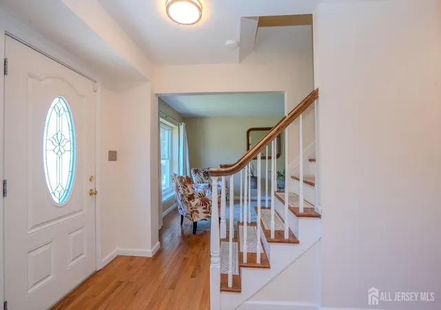 Homes for sale in North Brunswick, NJ | 46 Lynn Ct, North Brunswick, NJ 08902 | MLS# 2615666R