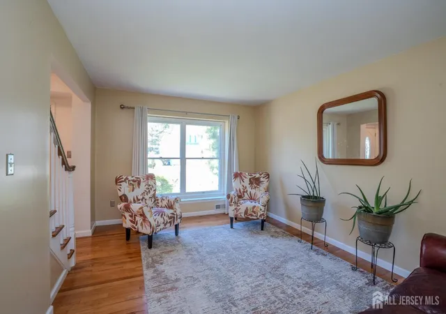 Homes for sale in North Brunswick, NJ | 46 Lynn Ct, North Brunswick, NJ 08902 | MLS# 2615666R