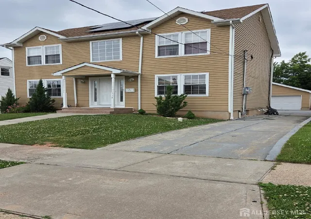 Homes for sale in Carteret, NJ | 117 Dorothy St, Carteret, NJ 07008 | MLS# 2614963R
