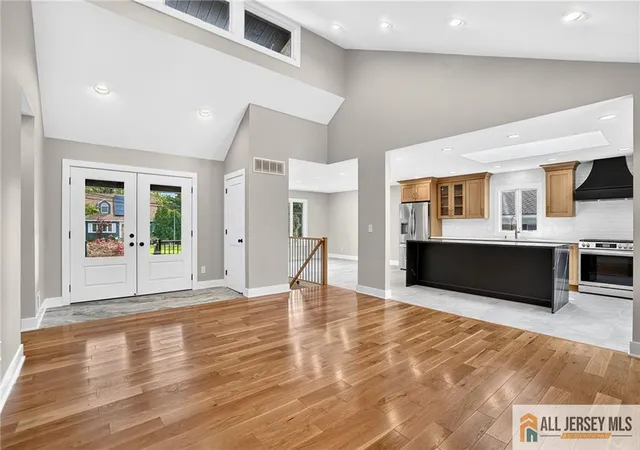 Photo 4 of Single family home for sale at 9 Eugene Blvd, Sayreville, NJ 08872 | MLS# 2770291M | Listing updated on 2026-08-26